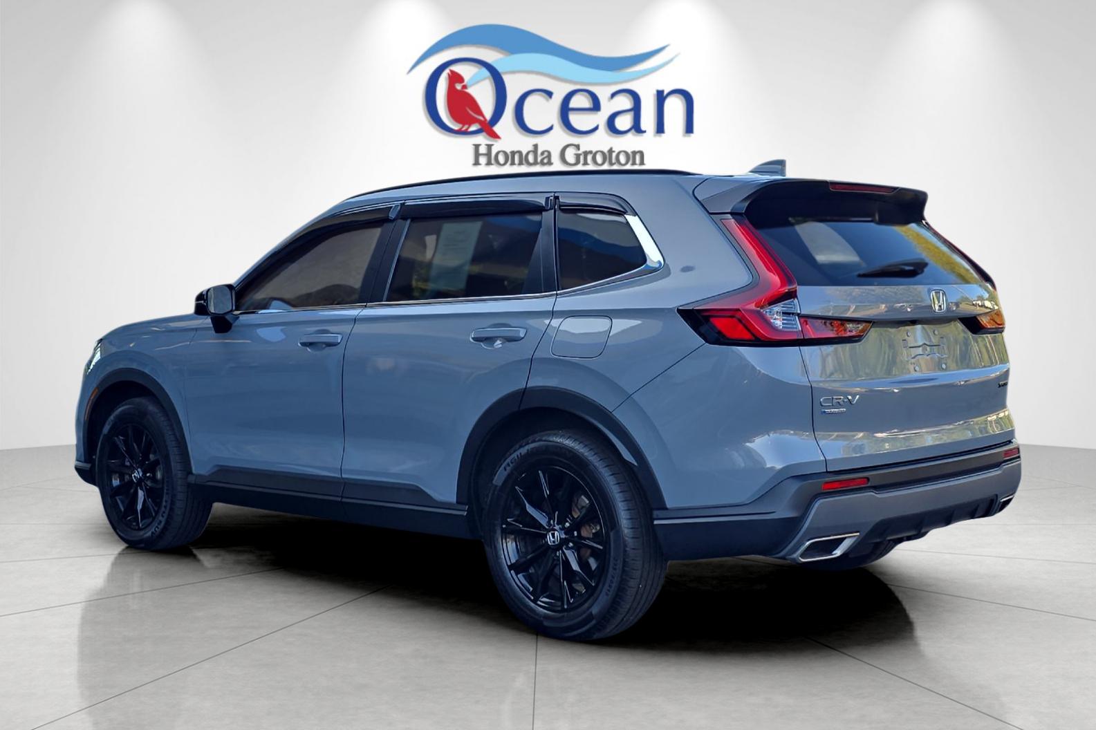 2023 Honda CR-V Hybrid Sport photo 3