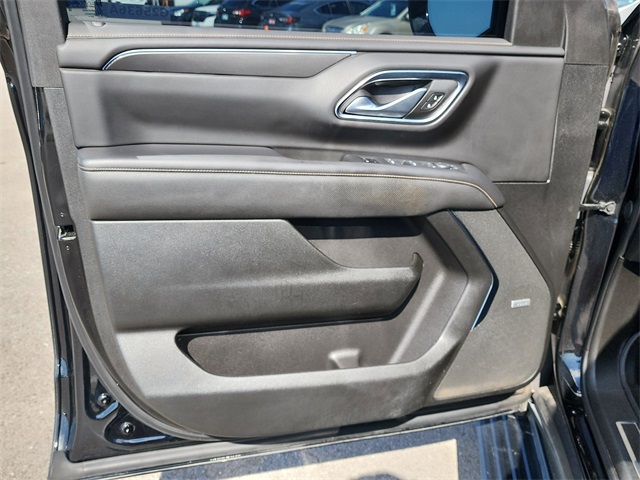 2022 Gmc Yukon XL AT4 photo 13