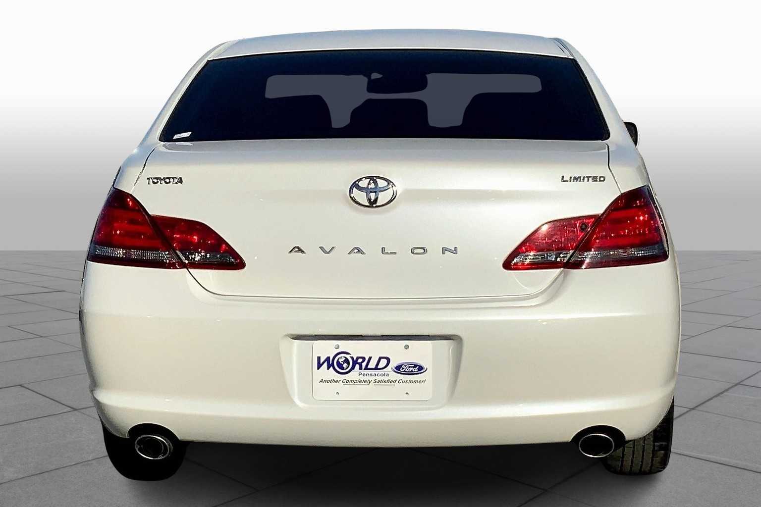 2008 Toyota Avalon Limited photo 4