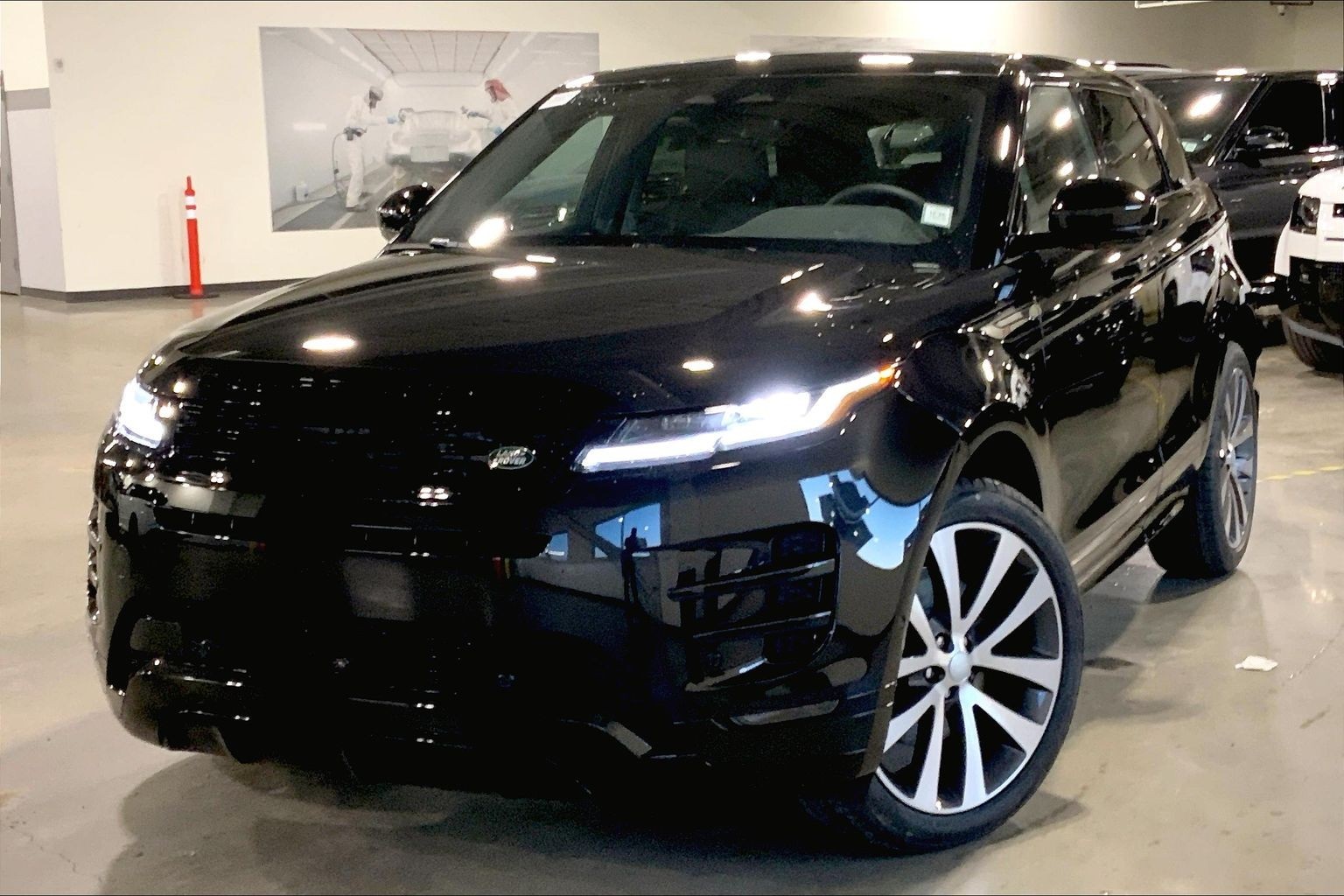 2026 Land Rover Range Rover Evoque Dynamic SE