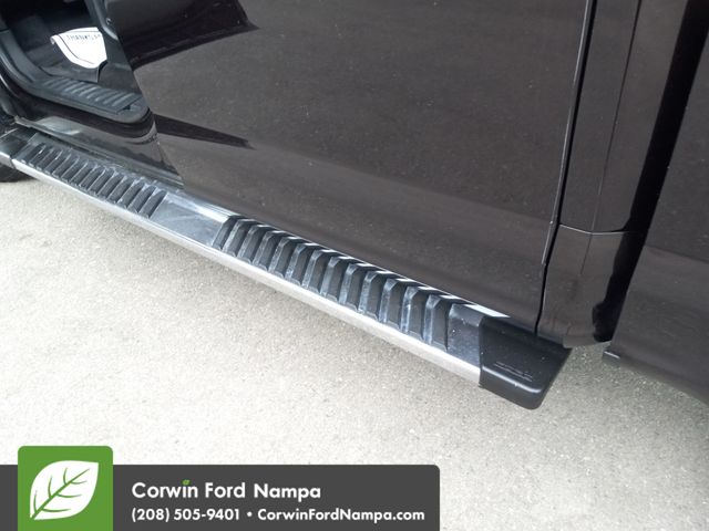 Used 2018 Red Ford XLT image 29