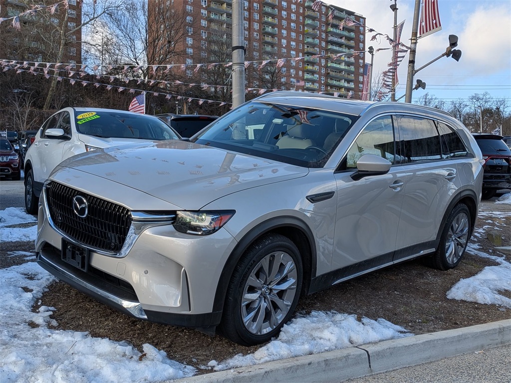 2024 Mazda CX-90 Turbo Premium Package's photo