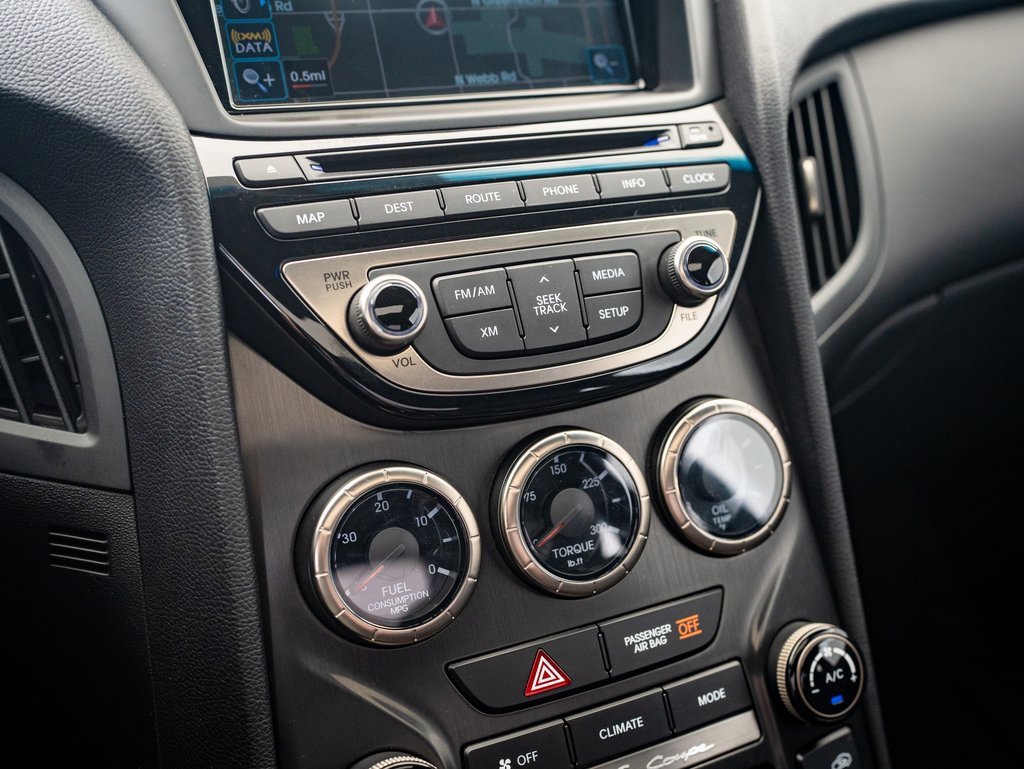 2013 Hyundai Genesis Coupe 3.8 Track photo 28