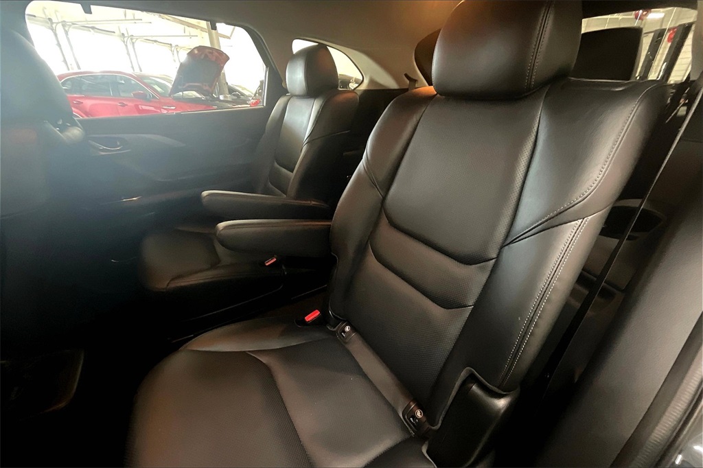 2022 Mazda CX-9 Touring photo 21