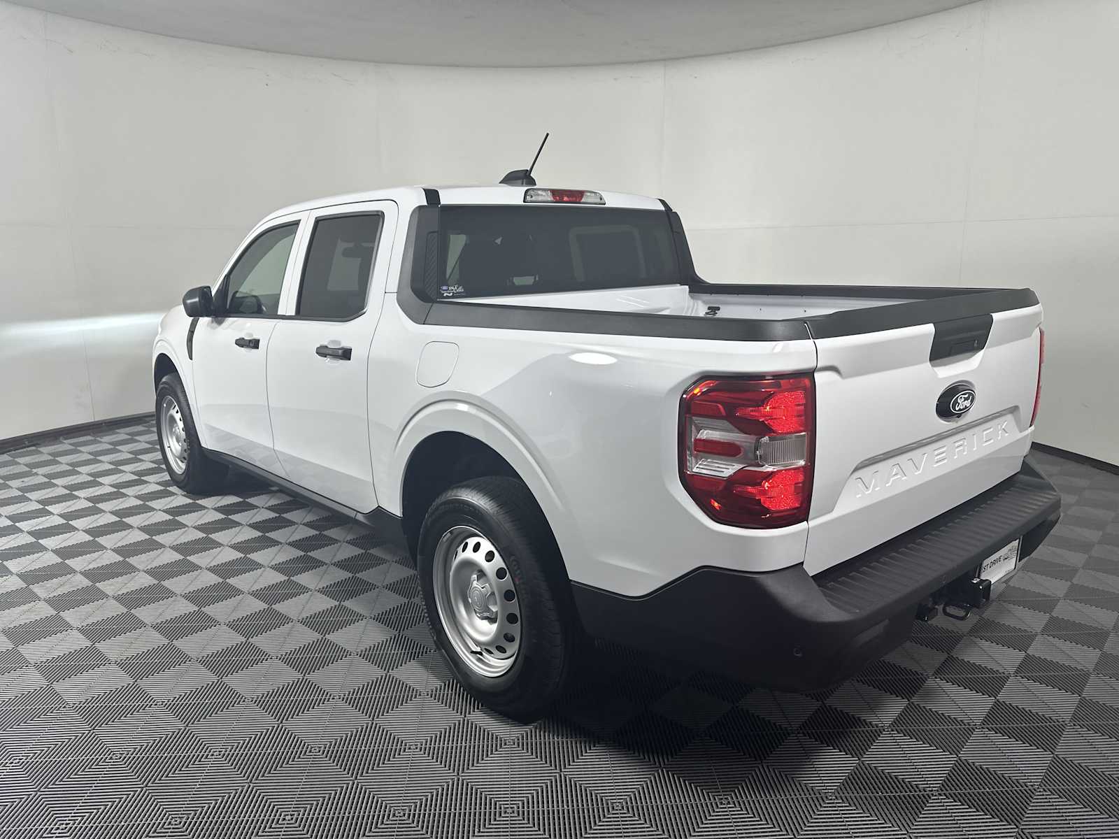 2025 Ford Maverick XL photo 4