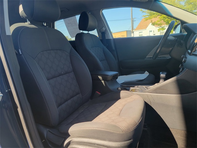 2019 Kia Niro LX photo 17
