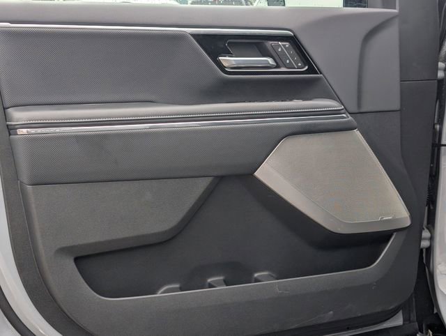 2025 Gmc Sierra EV Denali photo 12