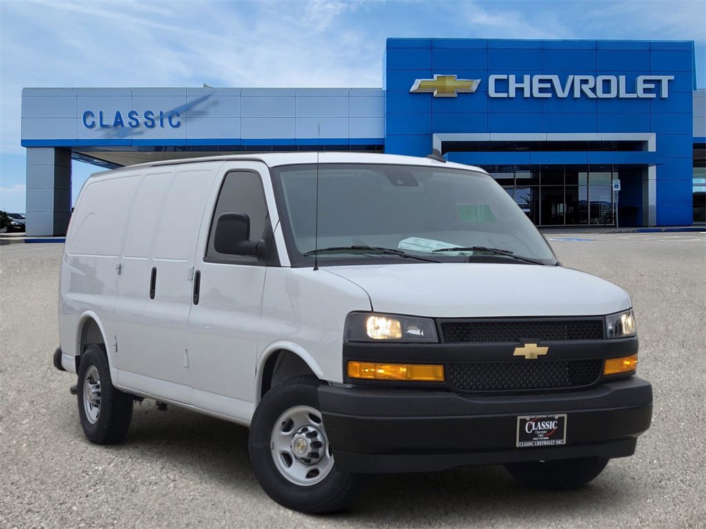 2025 Chevrolet Express Cargo Work Van's photo