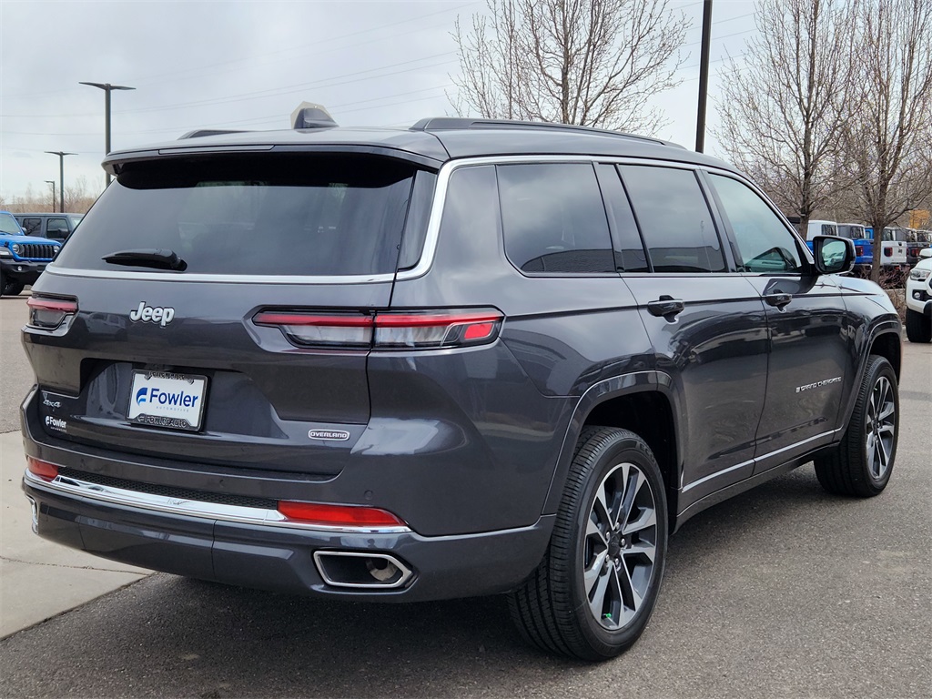 2025 Jeep Grand Cherokee Overland photo 5