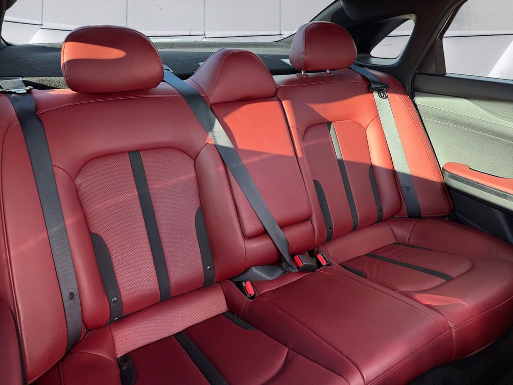 2024 Kia K5 GT-Line photo 14