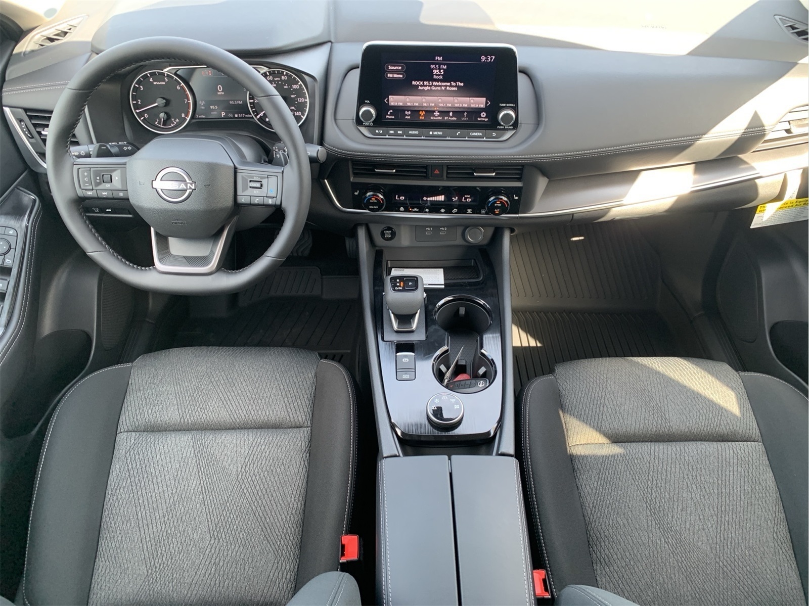 2026 Nissan Rogue SV photo 26