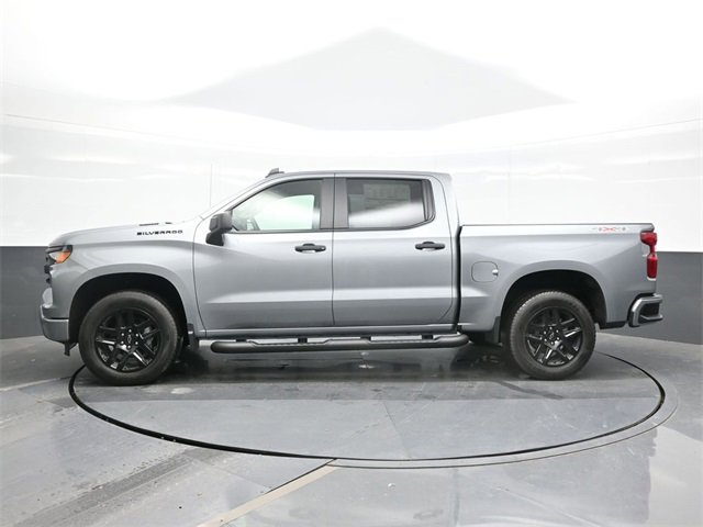 2026 Chevrolet Silverado 1500 Custom photo 4