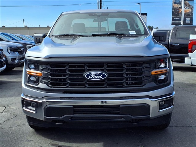 2025 Ford F-150 XL photo 2