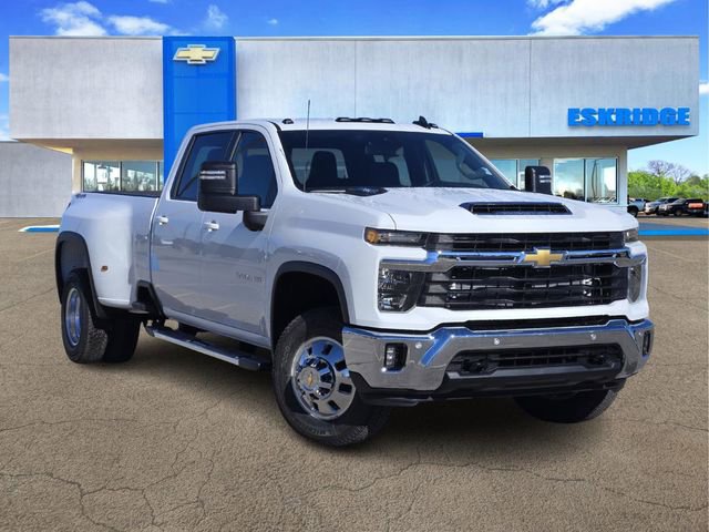 2026 Chevrolet Silverado 3500HD LT's photo