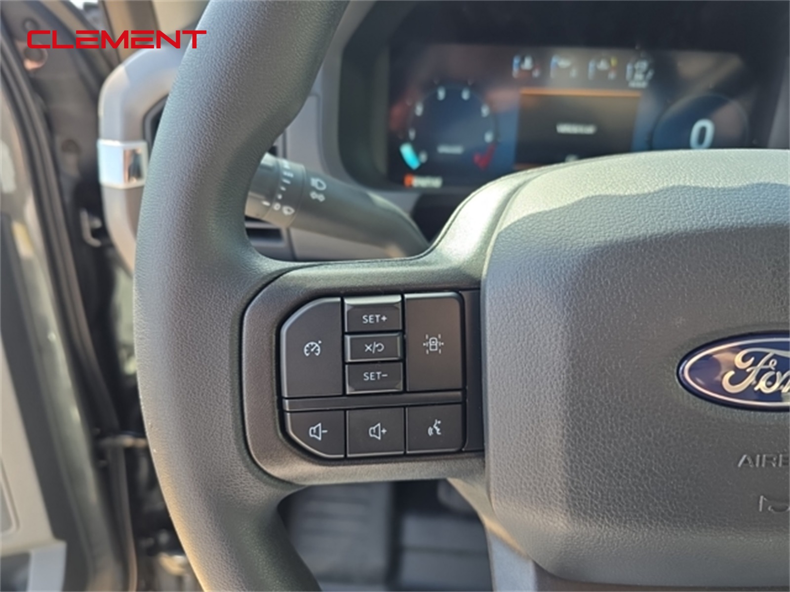 2025 Ford F-150 XL photo 10