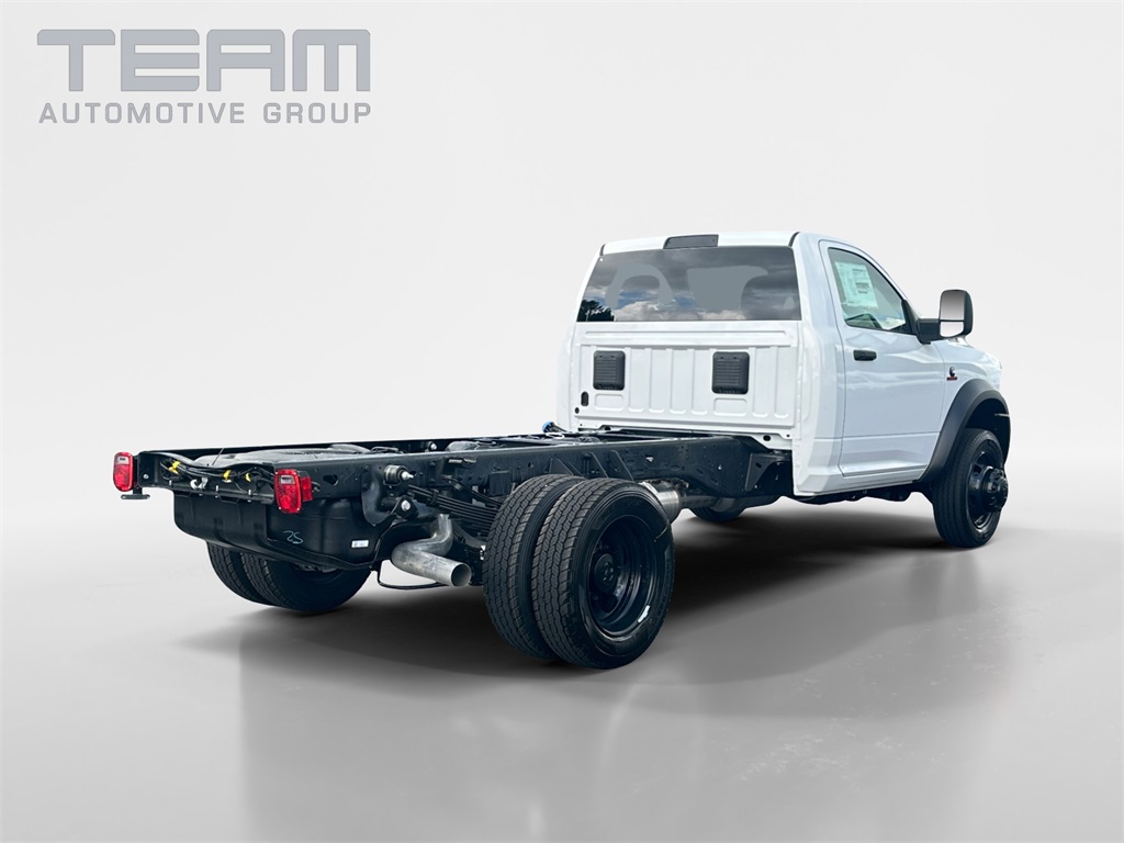 2025 Ram 5500 Tradesman photo 6