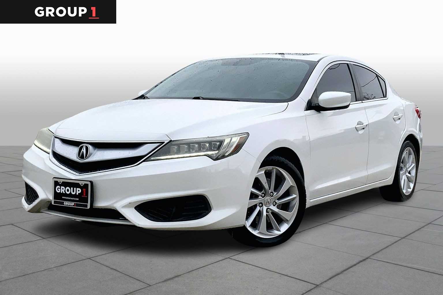 2017 Acura ILX Premium's photo