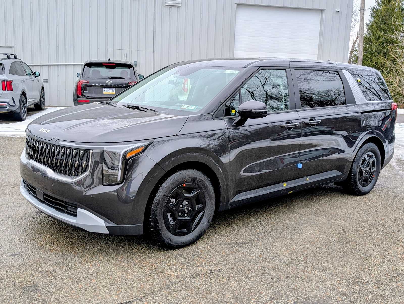 2026 Kia Carnival LXS's photo