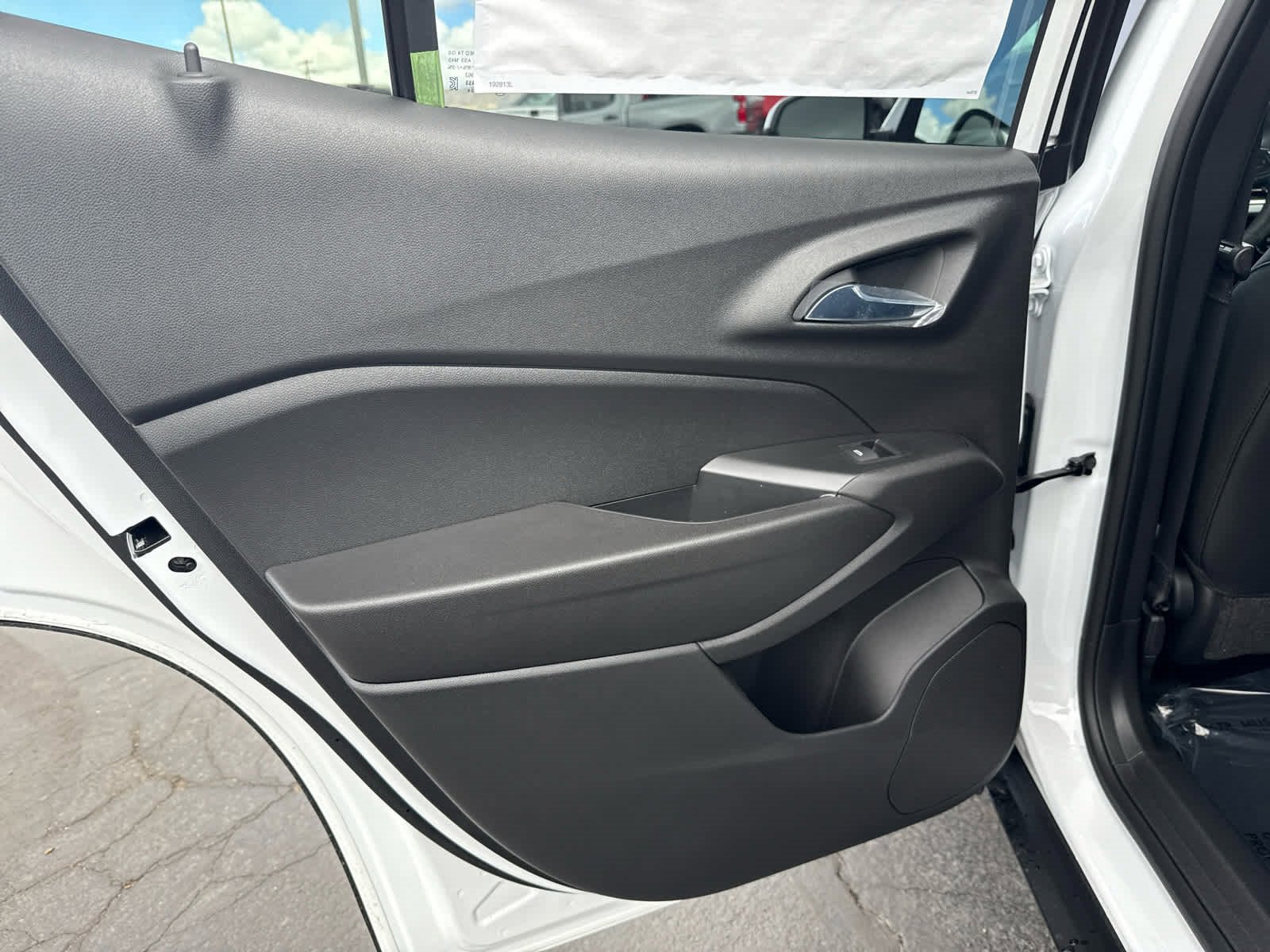 2025 Chevrolet Trax LT photo 19