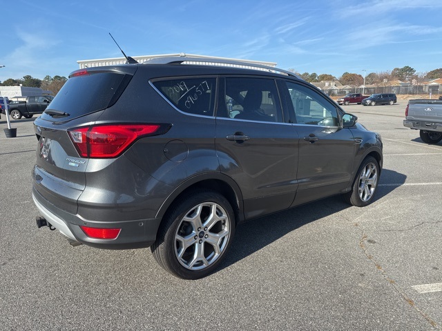 2019 Ford Escape Titanium photo 3