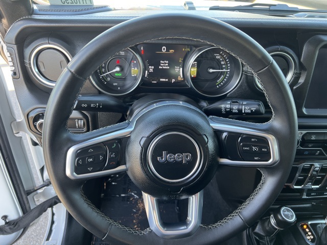 2023 Jeep Wrangler Sahara 4xe photo 15