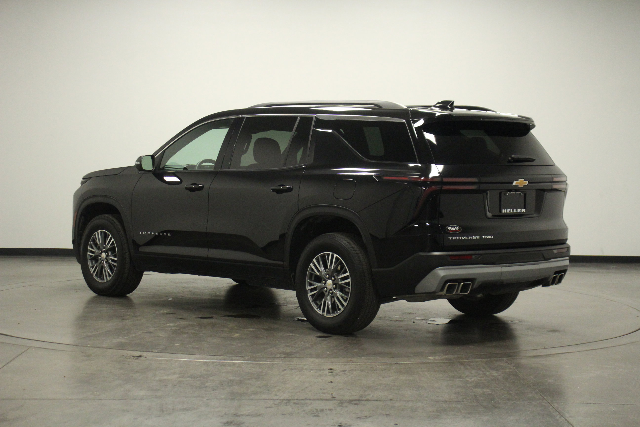 2024 Chevrolet Traverse photo 5
