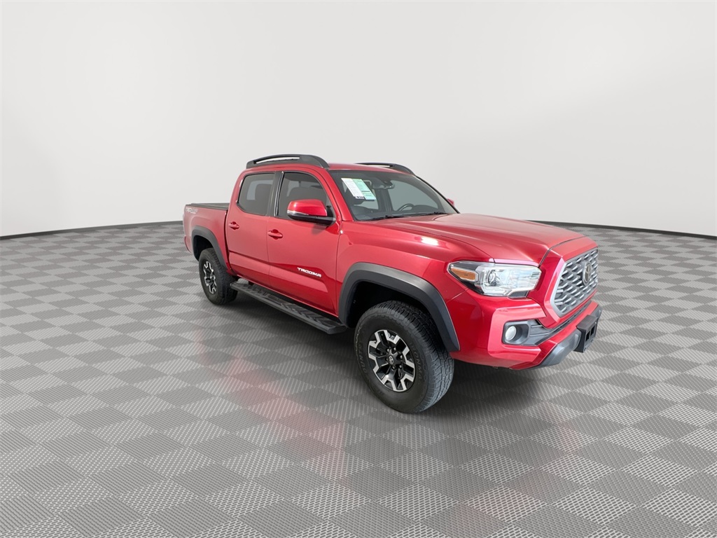 2022 Toyota Tacoma TRD Off-Road photo 2