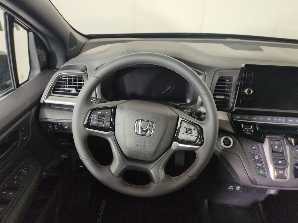 2026 Honda Odyssey photo 14