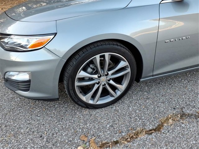 2024 Chevrolet Malibu Premier 2LT photo 4