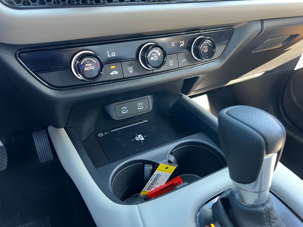 2026 Honda HR-V LX photo 27