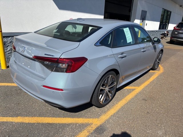 2022 Honda Civic Touring photo 5