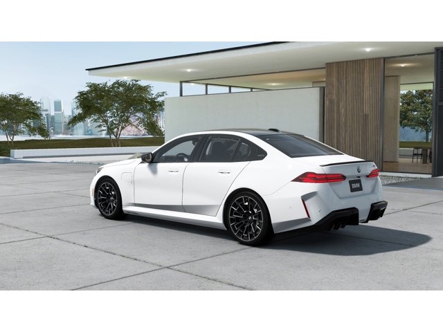 New 2026 Alpine White BMW  image 2