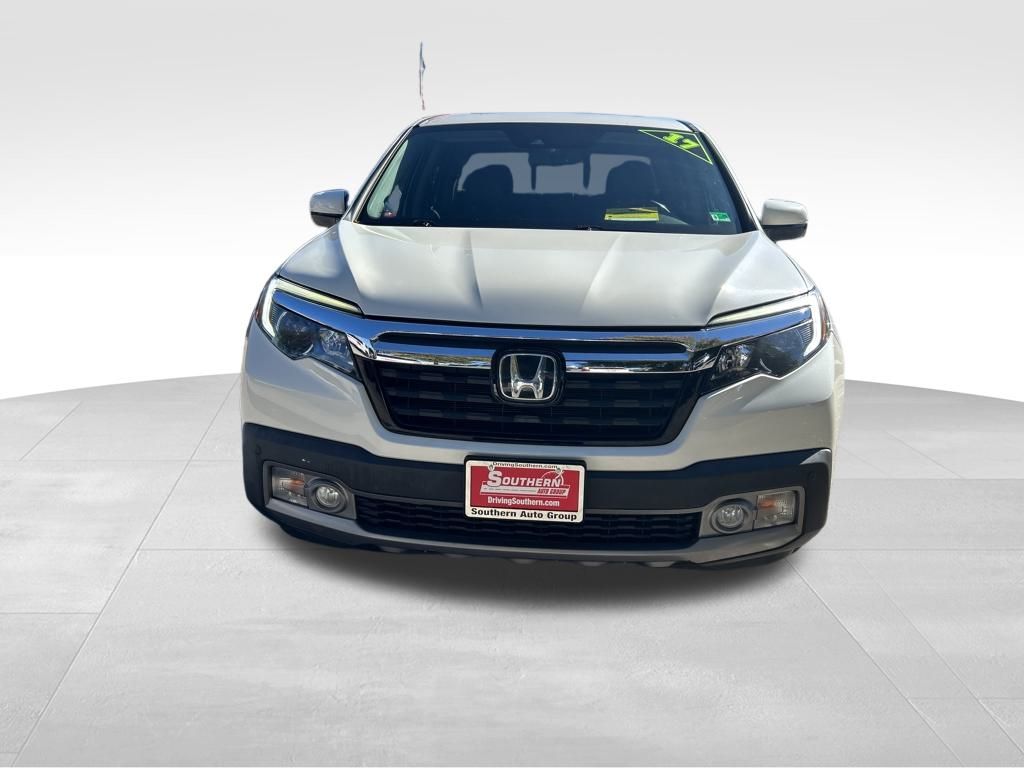 2017 Honda Ridgeline RTL-E photo 2