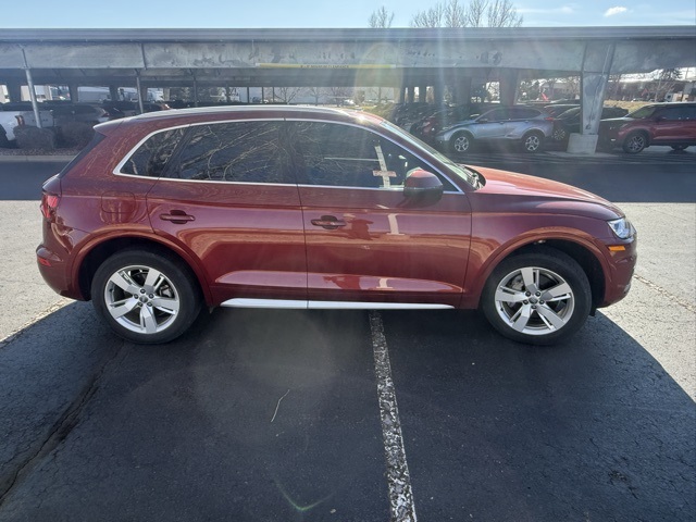 2018 Audi Q5 2.0T Premium Plus photo 4