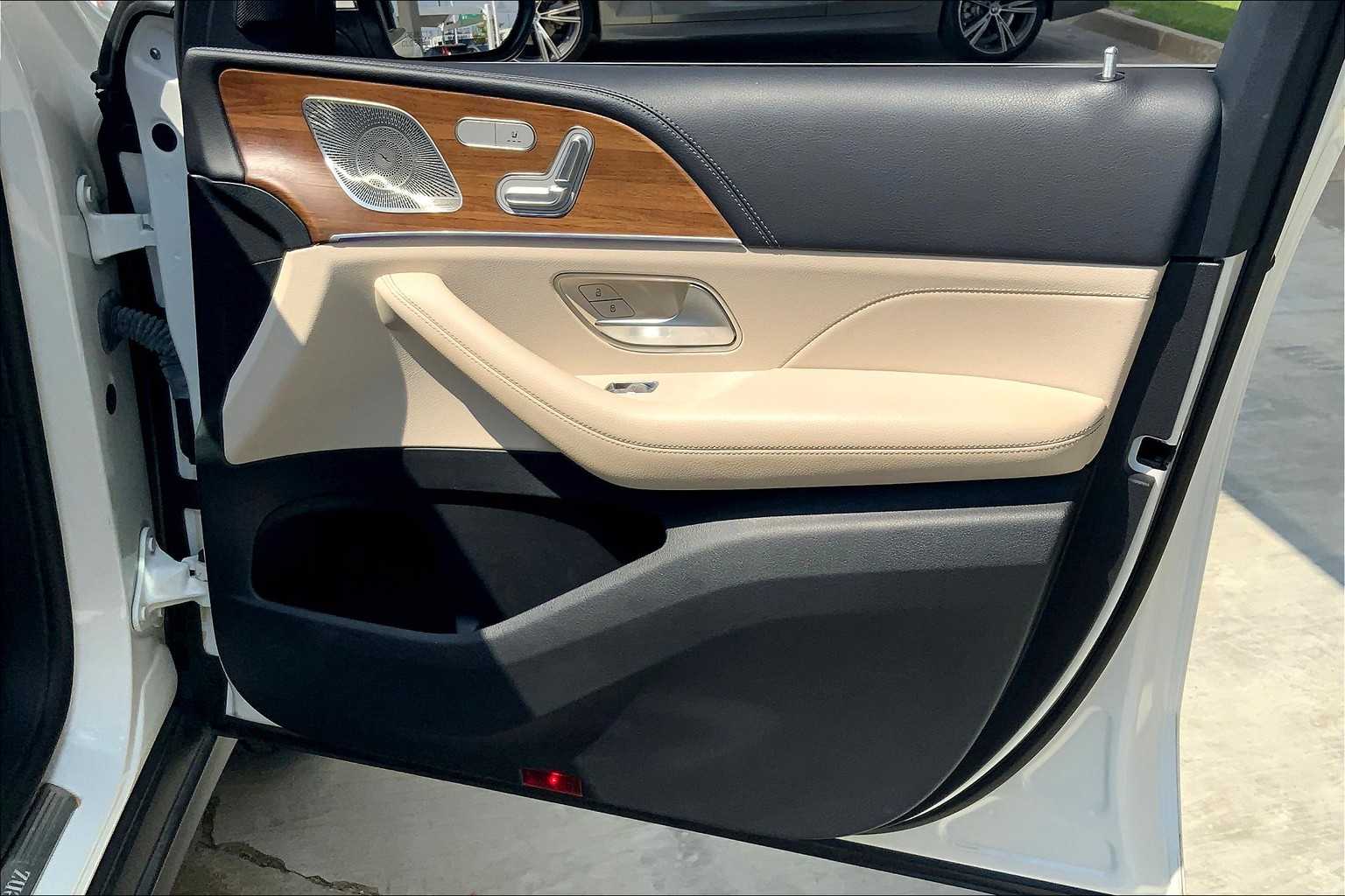 2022 Mercedes Benz GLE 450 4MATIC photo 21