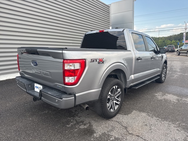 2022 Ford F-150 XL photo 3