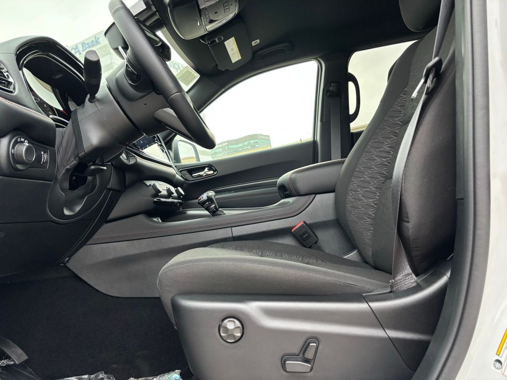 2026 Dodge Durango GT photo 6