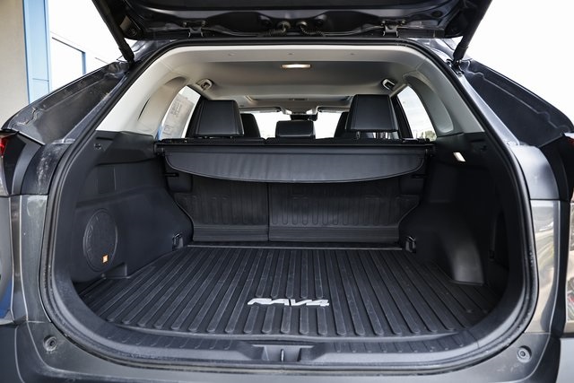2025 Toyota RAV4 XLE Premium photo 25