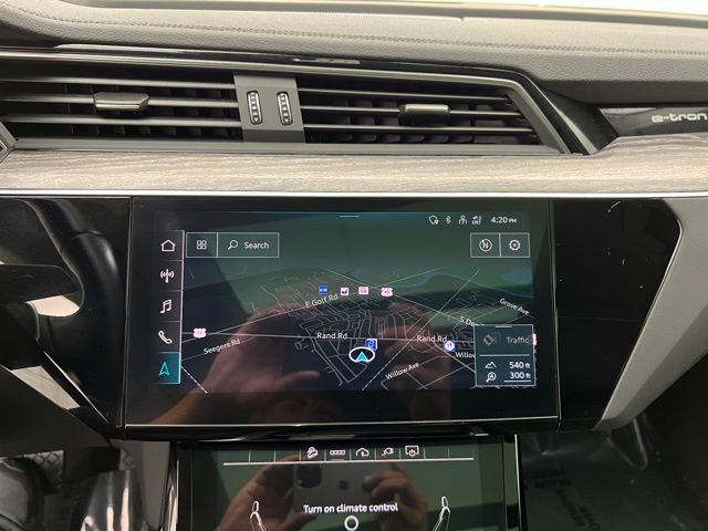 2023 Audi e-tron Premium photo 34