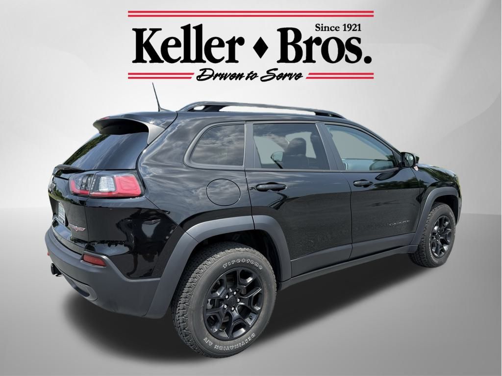 2022 Jeep Cherokee Trailhawk photo 4