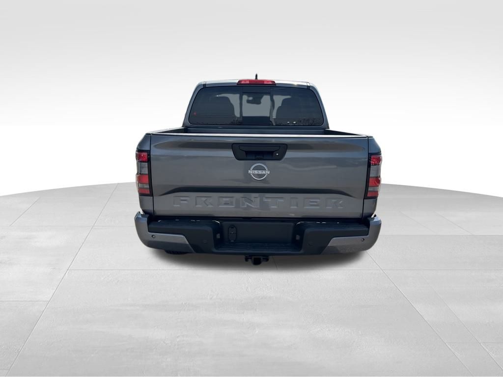 2025 Nissan Frontier SV photo 3