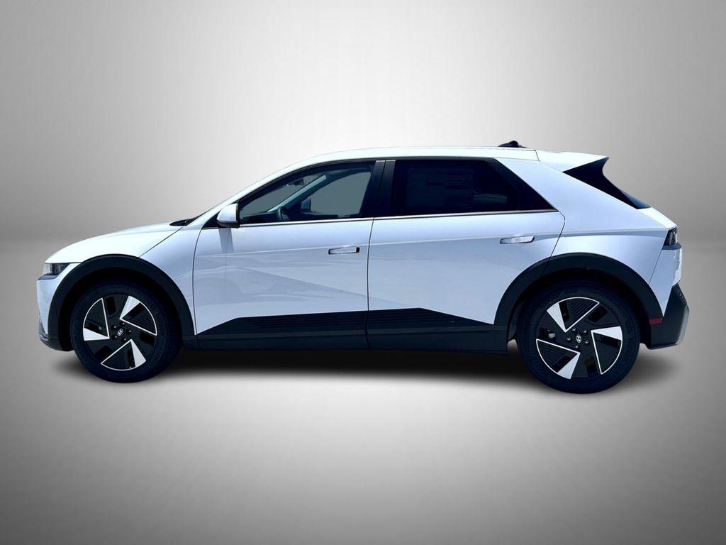 2025 Hyundai Ioniq 5 SE photo 8