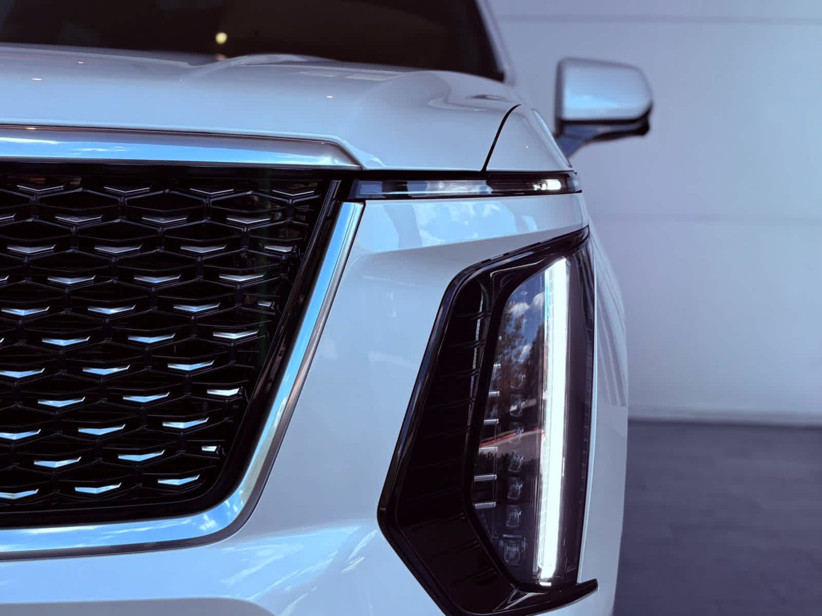 2025 Cadillac Escalade Premium Luxury photo 6
