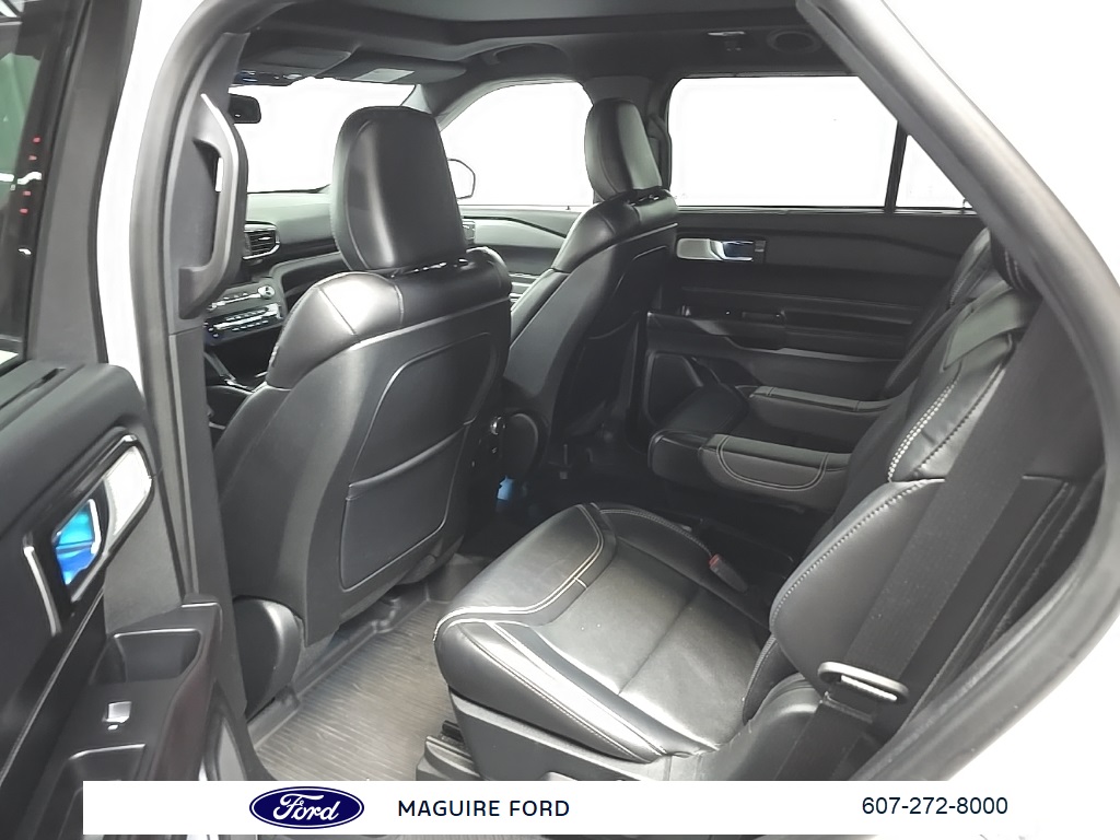 2020 Ford Explorer ST photo 32