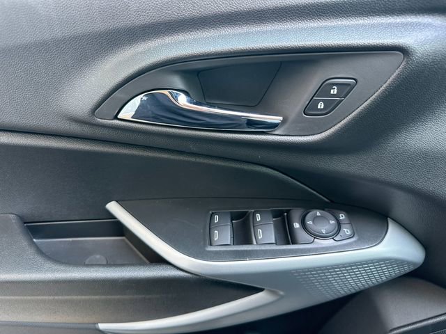 2026 Chevrolet Trax photo 9