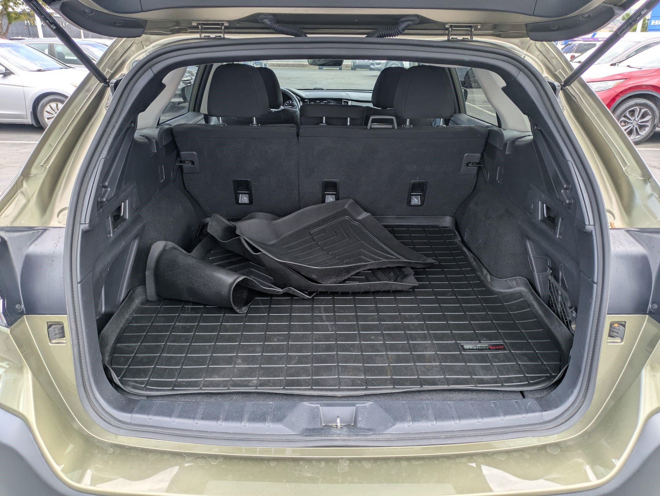 2023 Subaru Outback Premium photo 27