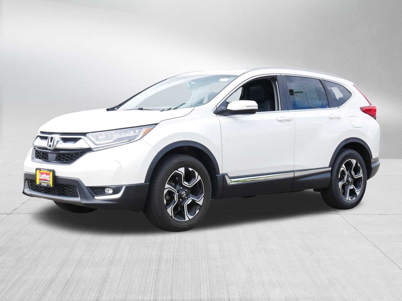 2018 Honda CR-V Touring photo 3