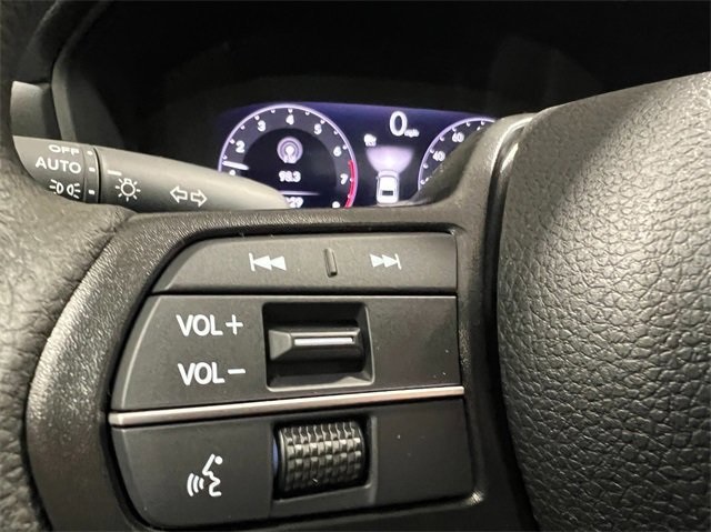 2025 Honda Accord LX photo 9