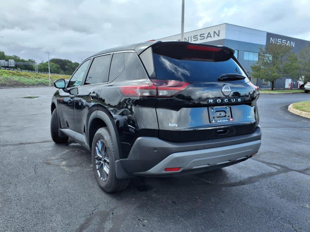 2022 Nissan Rogue S photo 7