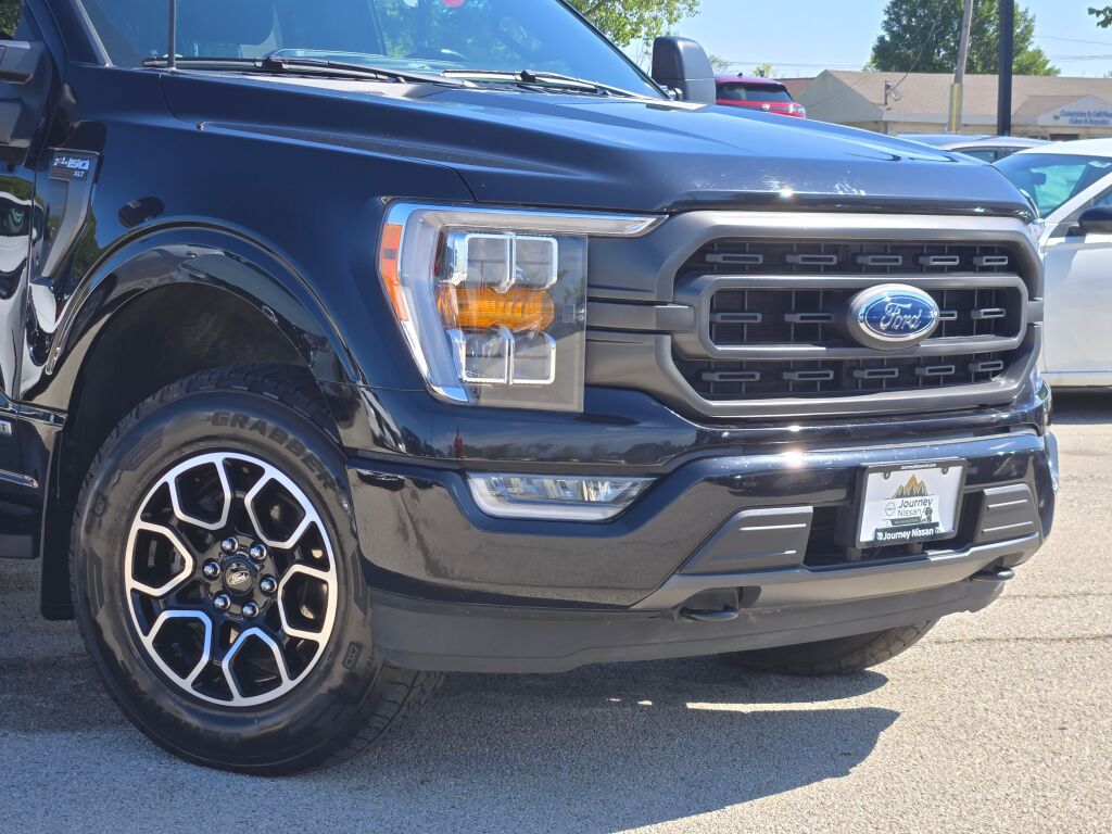 2022 Ford F-150 XLT photo 2